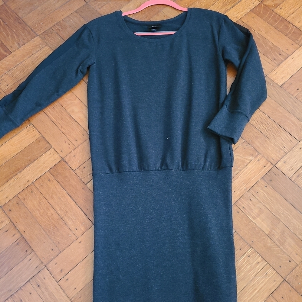 Knitted fitted dress - Picture 3 of 4